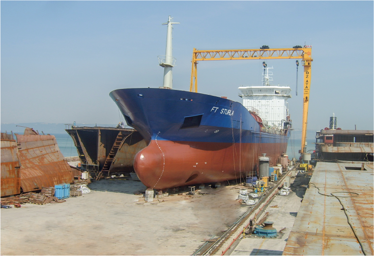 Özata Shipyard Build | OIL  CHEMICAL TANKER - 8000DWT